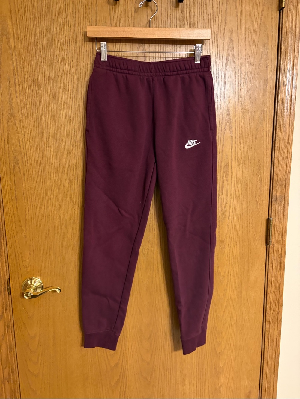 nike joggers